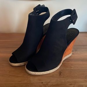 Tory Burch Raya Wedge 6.5